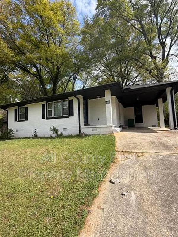Building Photo - 2884 Reveille Cir SE