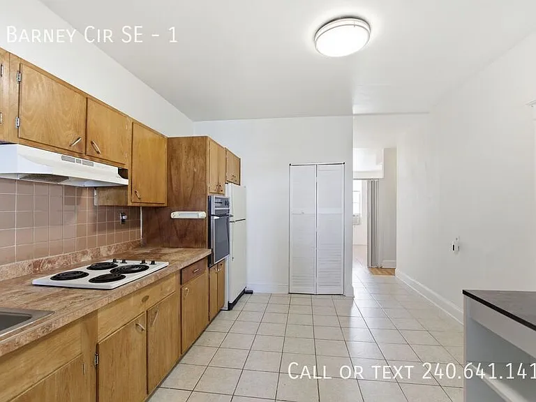 6 Barney Cir SE #1 — Photo 5