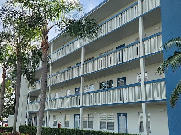 2026 Lincoln Pl, Boca Raton, FL 33434 | MLS #RX-10956286 | Zillow