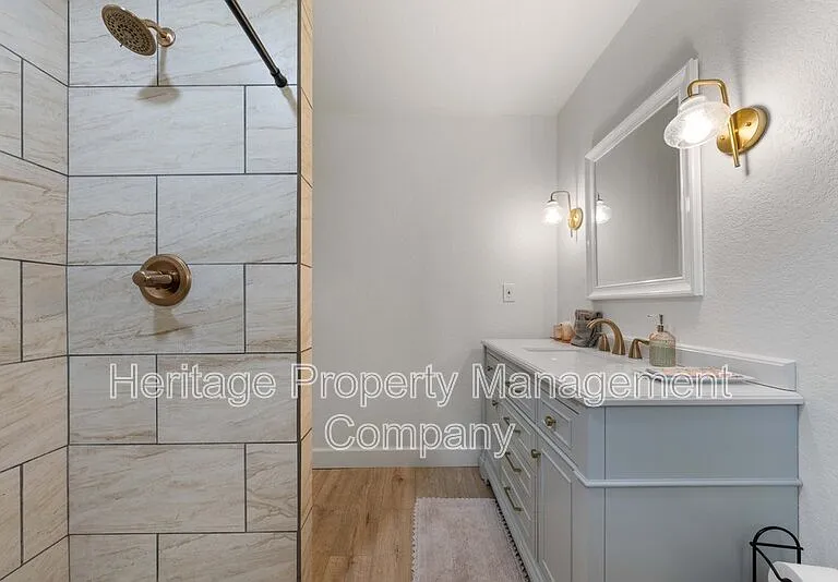 908 Liberty Ave — Photo 29