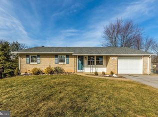 13822 Northcrest Rd, Hagerstown, MD 21742