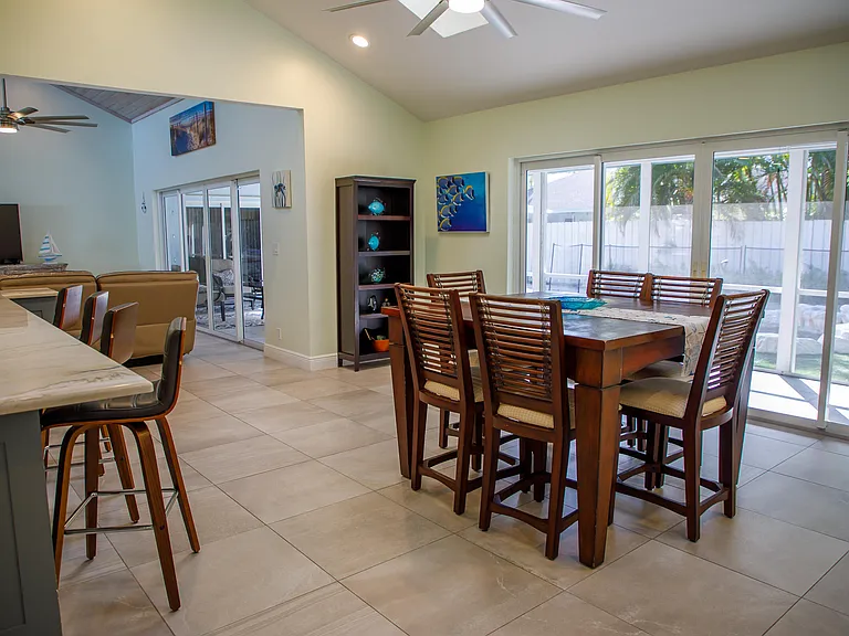 900 Cosmos Ct — Photo 13