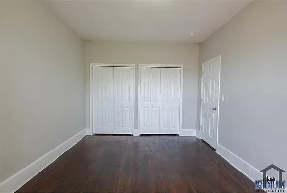 477 Madison Ave — Photo 9