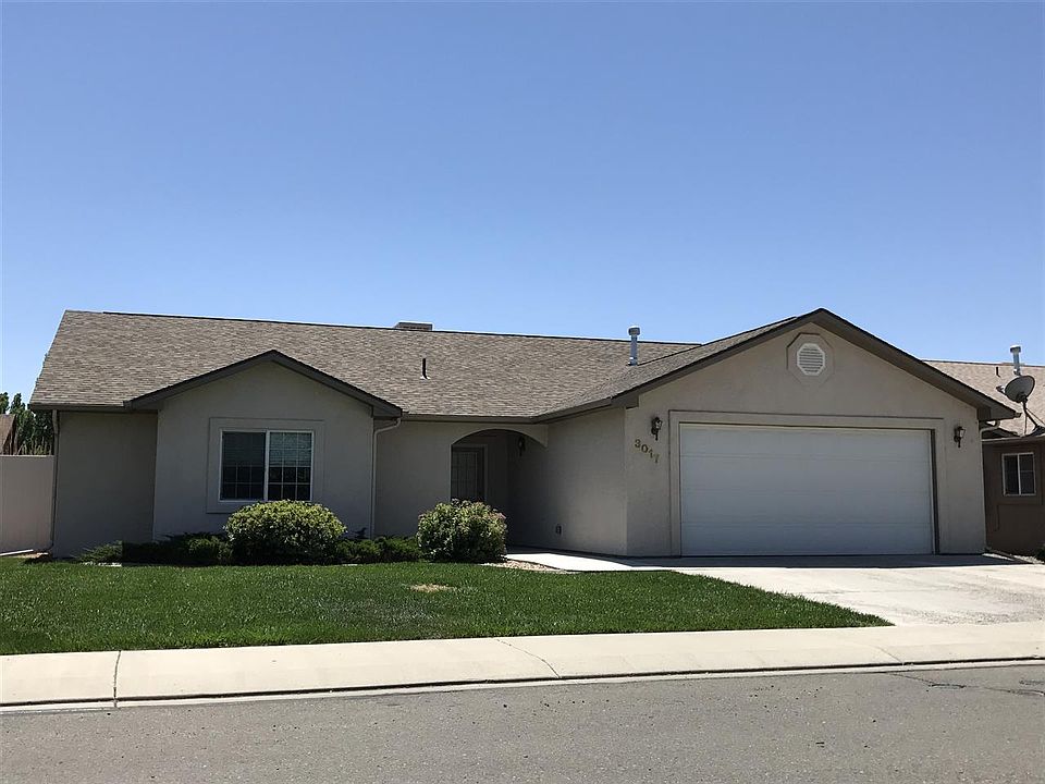 Stucco Ranch Style