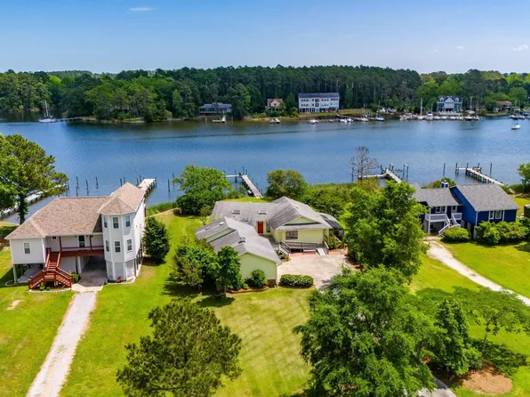 9203 Hornigold Avenue, Oriental, NC 28571