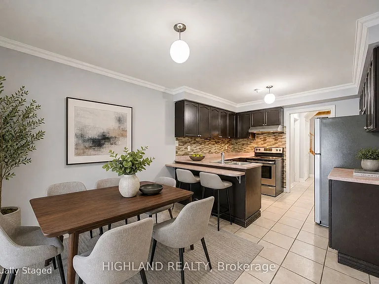 5327 Landsborough Ave #UPPER LEVEL — Photo 9