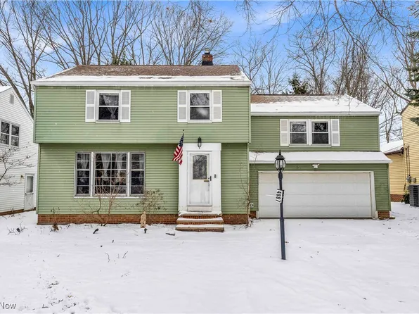 4887 Fairlawn Rd, Lyndhurst, OH 44124