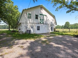 40175 Banks Rd, Grafton, OH 44044