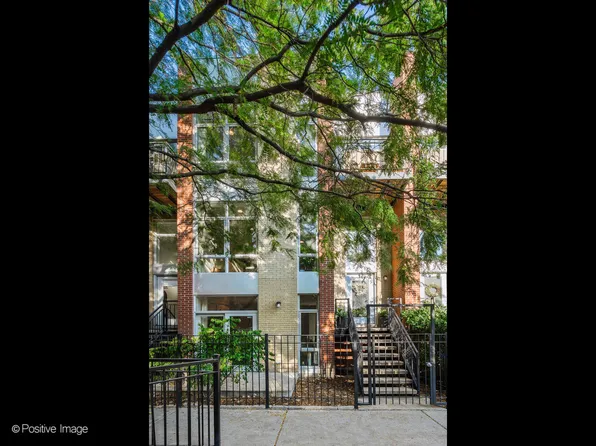 2823 N Oakley Ave APT C, Chicago, IL 60618