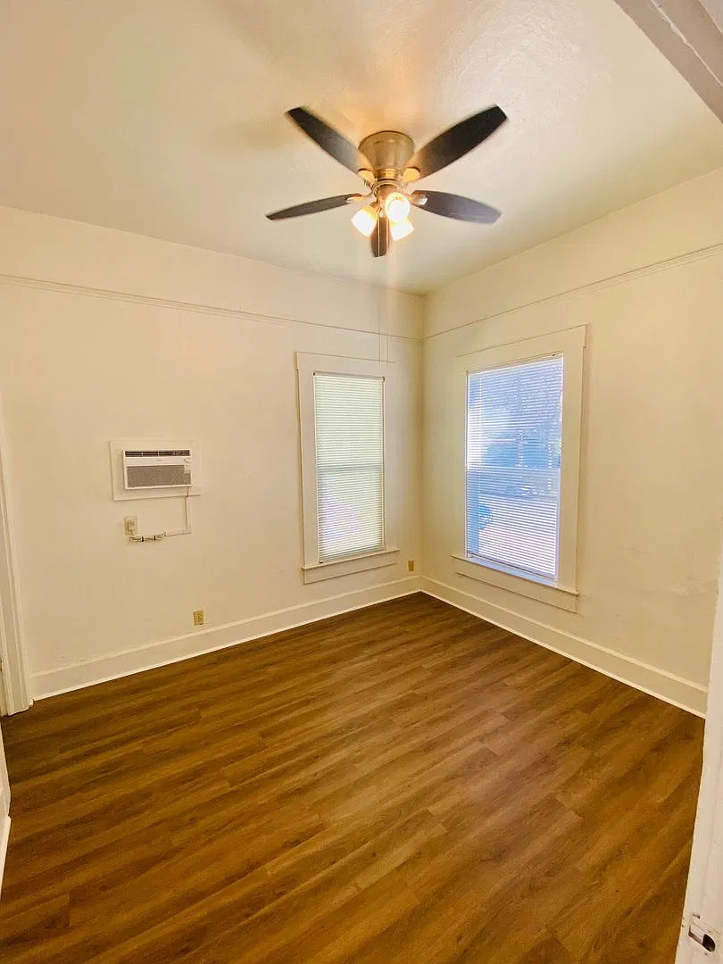 **Summer 2027 - Reserve Now** Updated House in Downtown Chico — Photo 4