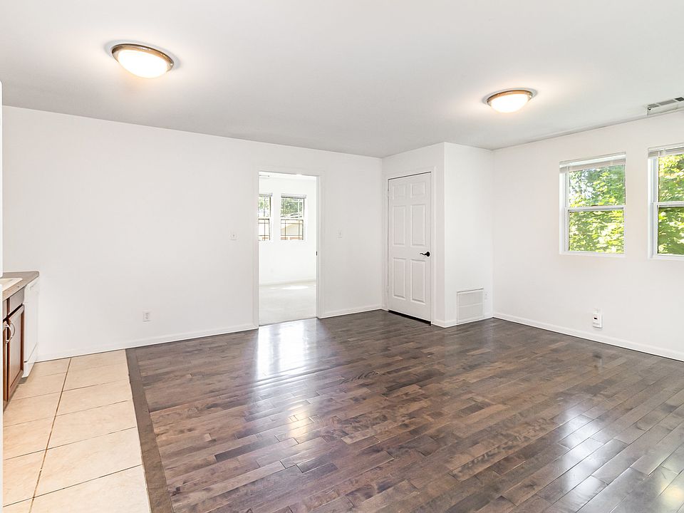 Open concept living/dining/kitchen