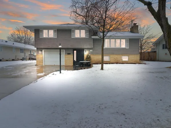 1564 10th Ave, Anoka, MN 55303