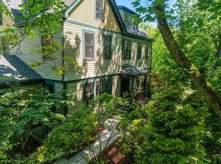 175 Coolidge Hl, Cambridge, MA 02138