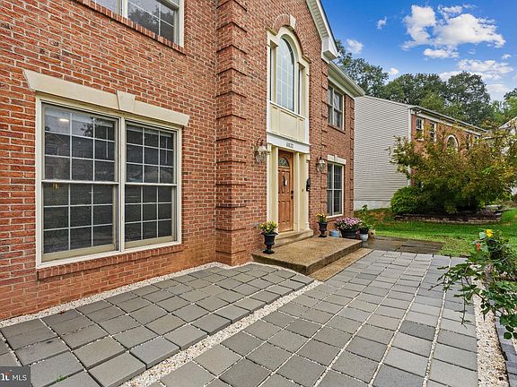 4th image of 6832 Compton Heights Cir