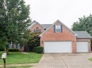 4542 Carvin Cir, Indianapolis, IN