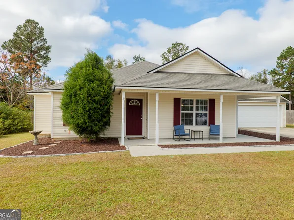 5662 Emily Ln, Hahira, GA 31632