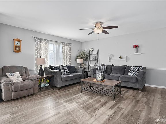 5th image of 381 Horizon Ln