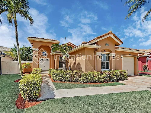 13272 NW 10th Ter Photo 1