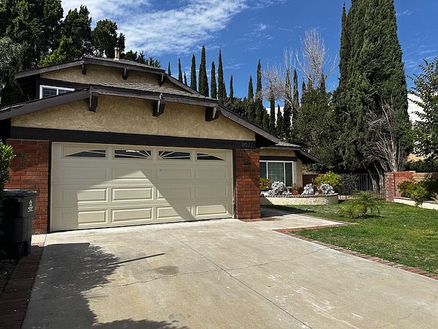 1st image of 8071 E Woodsboro Ave