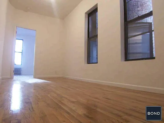 Rented by Bond New York | media 18