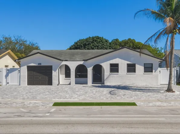 22390 SW 66th Avenue, Boca Raton, FL 33428