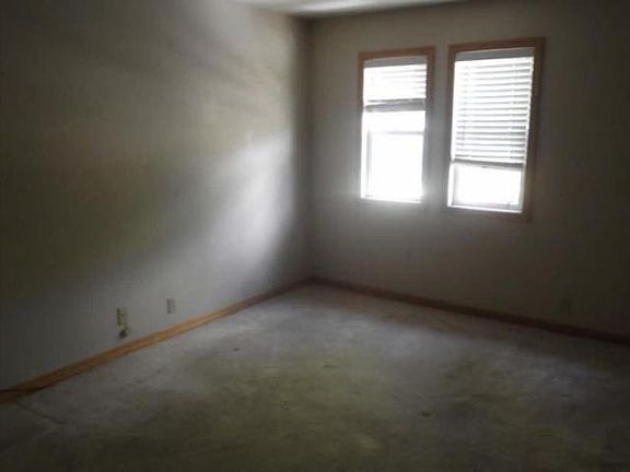 2nd image of 1384 Park Ave #21