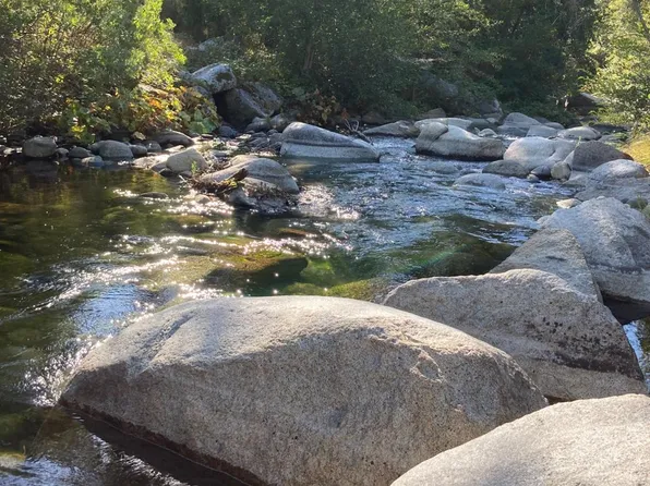 Schellman River Rd, Camptonville, CA 95922