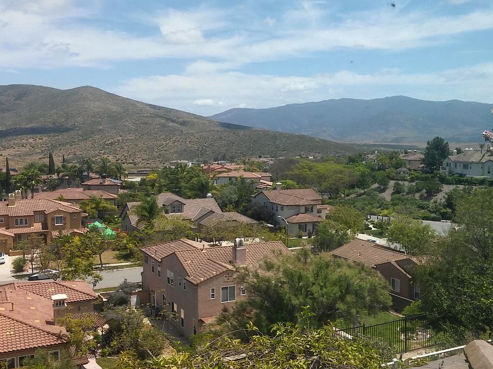 1st image of 2881 N Compass Cir