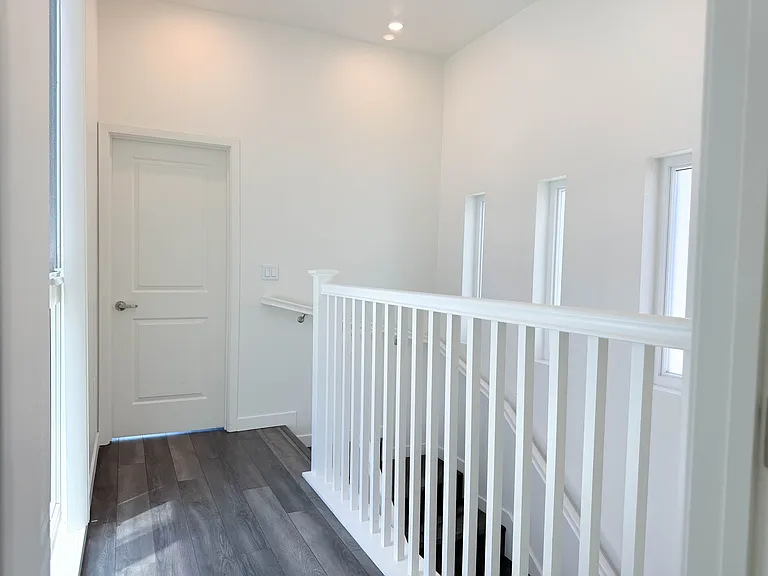 3778 Park Blvd #6 — Photo 13