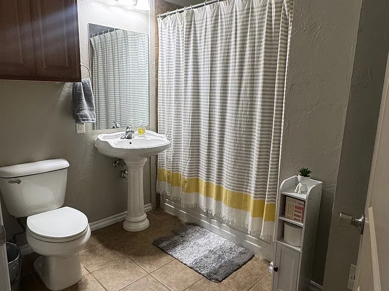 1812 Alameda St #213 — Photo 11