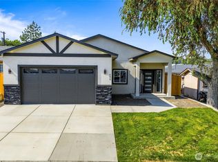 509 S Main St, Warden, WA 98857