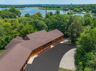 W303S10481 Sandy Beach ROAD, Mukwonago, WI 53149