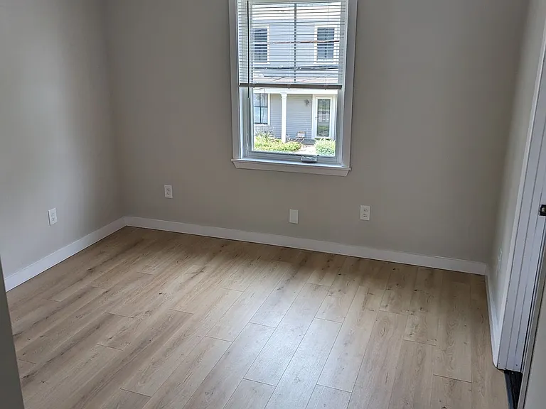 139 Union St — Photo 16