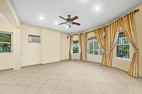 Rented by Bedford Brownstone Realty | media 15