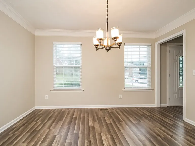 111 Springfield Dr — Photo 6