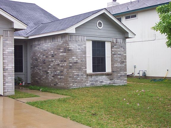 Angle View Front Yard