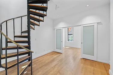 Rented by Mossanen Group