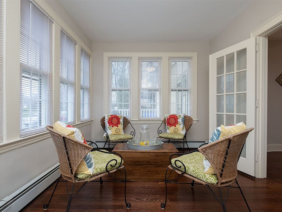 West Hartford - 6 Wood Rd-102