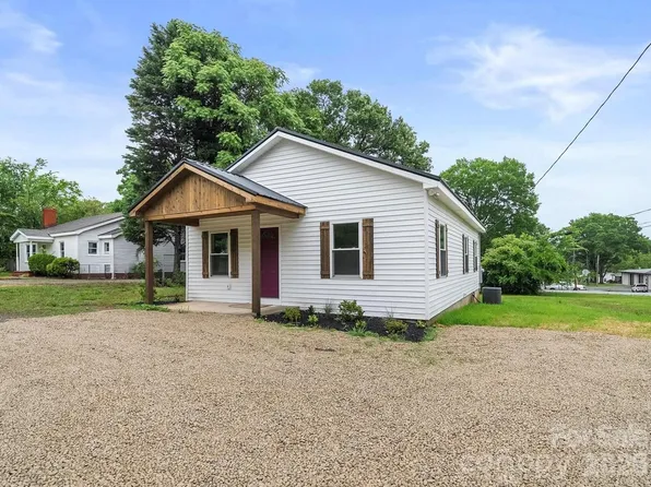 1067 Old Charlotte Rd, Concord, NC 28027