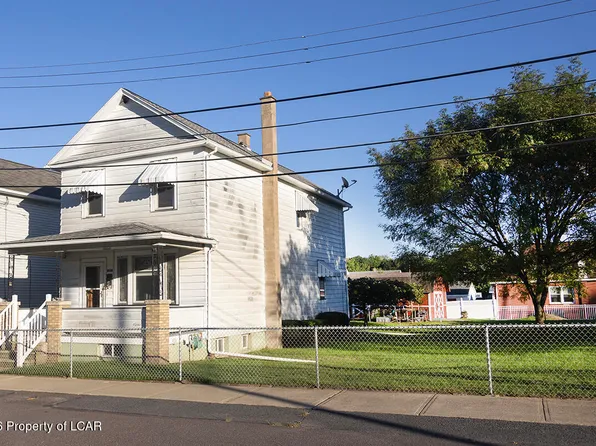 10 Krest St, Plymouth, PA 18651