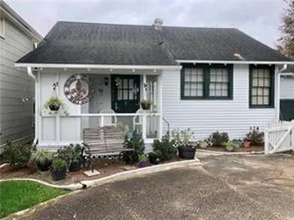 130 1/2 Metairie Lawn Dr, Metairie, LA 70001