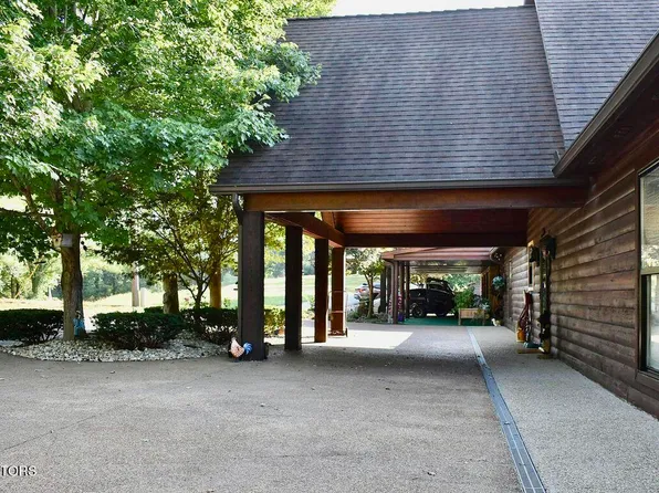 1022 Fox Hunter Rd, Maynardville, TN 37807