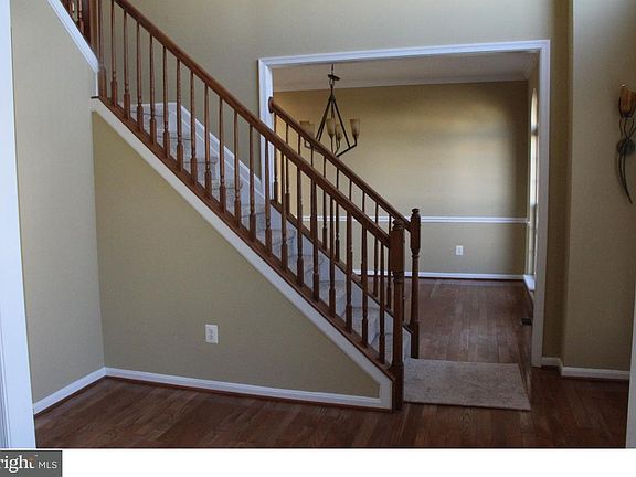 5th image of 315 Caraway Dr