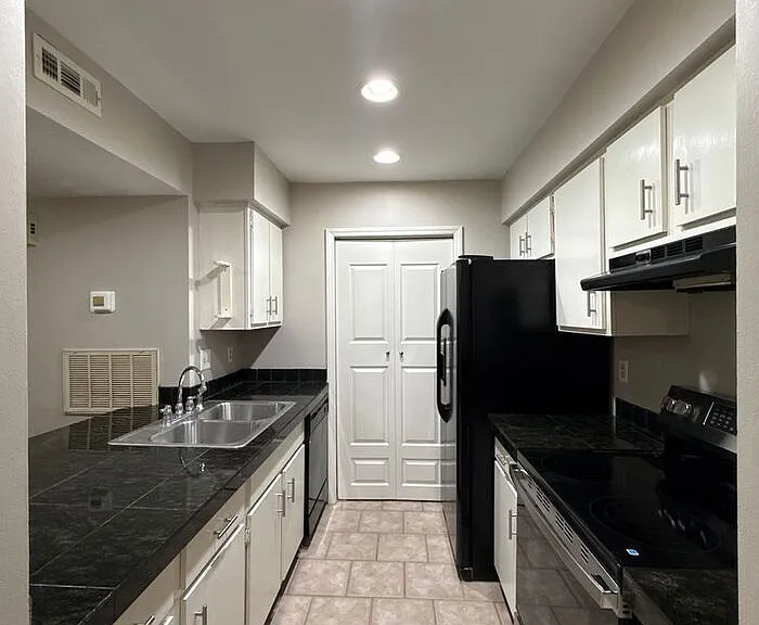 11002 Harrowfield Rd — Photo 6