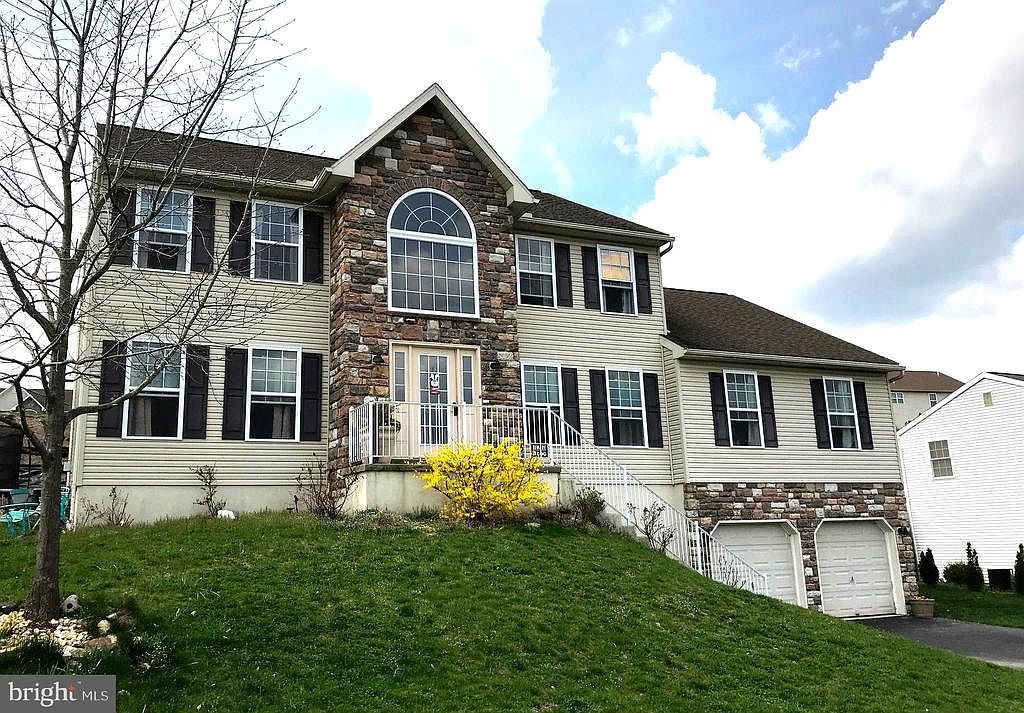 4988 School House Ct, Douglassville, PA 19518 Zillow