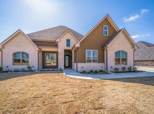 3931 Hidden Hills Cir, Longview, TX 75605