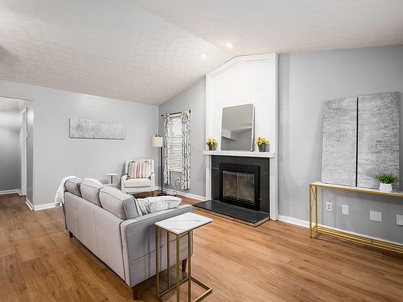 4th image of 3787 Harborough Dr
