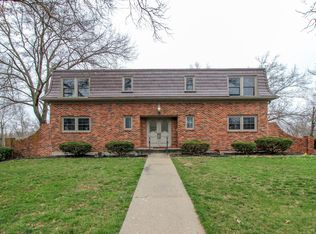 9 E Burnam Rd #B, Columbia, MO 65203