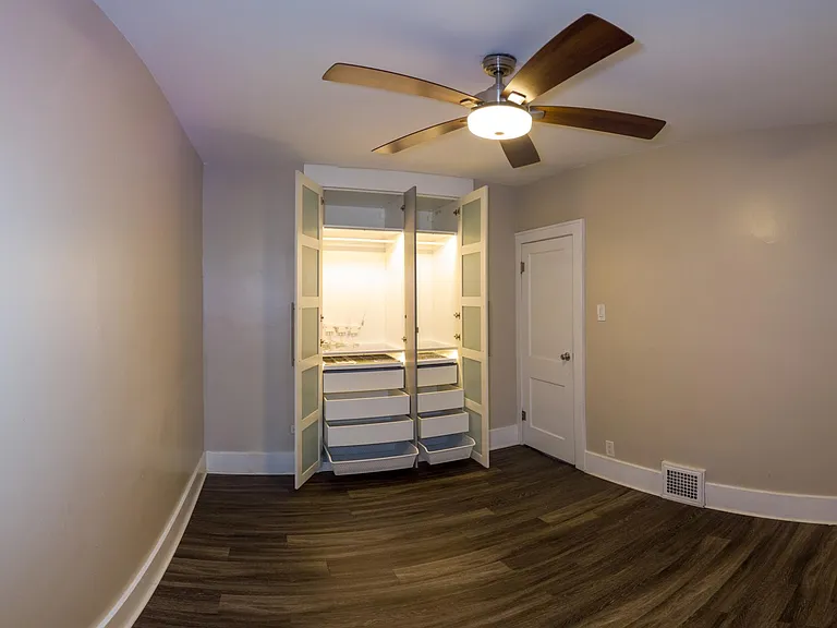3458 N Steele St — Photo 23