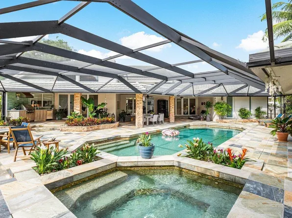 5882 NW 23rd Way, Boca Raton, FL 33496